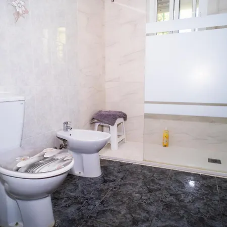 Con Jardin, Barbacoa Y Piscina Privada Vakantiehuis Chiclana de la Frontera